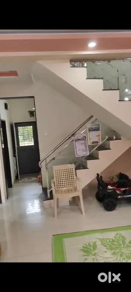 RK nagar गणेश मंदिर श्री लाॅन समोर 4bhk bungalow on rent