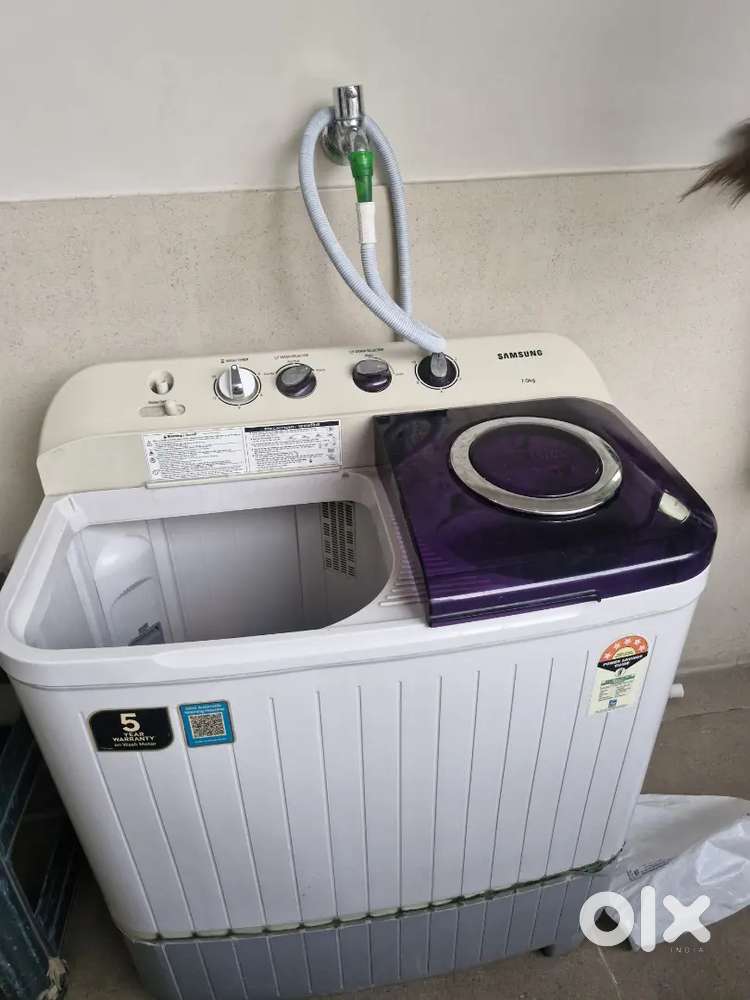 Semi automatic washing machine