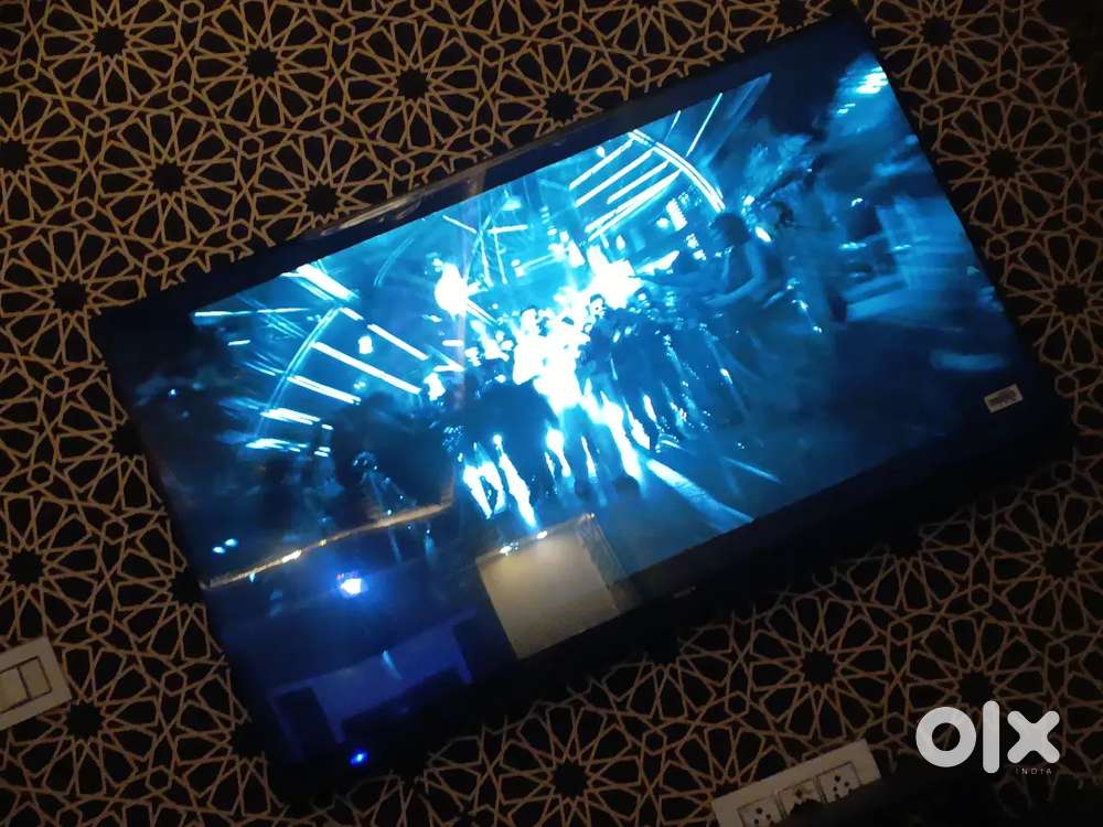 43inch brand new led smart with warranty on factory price