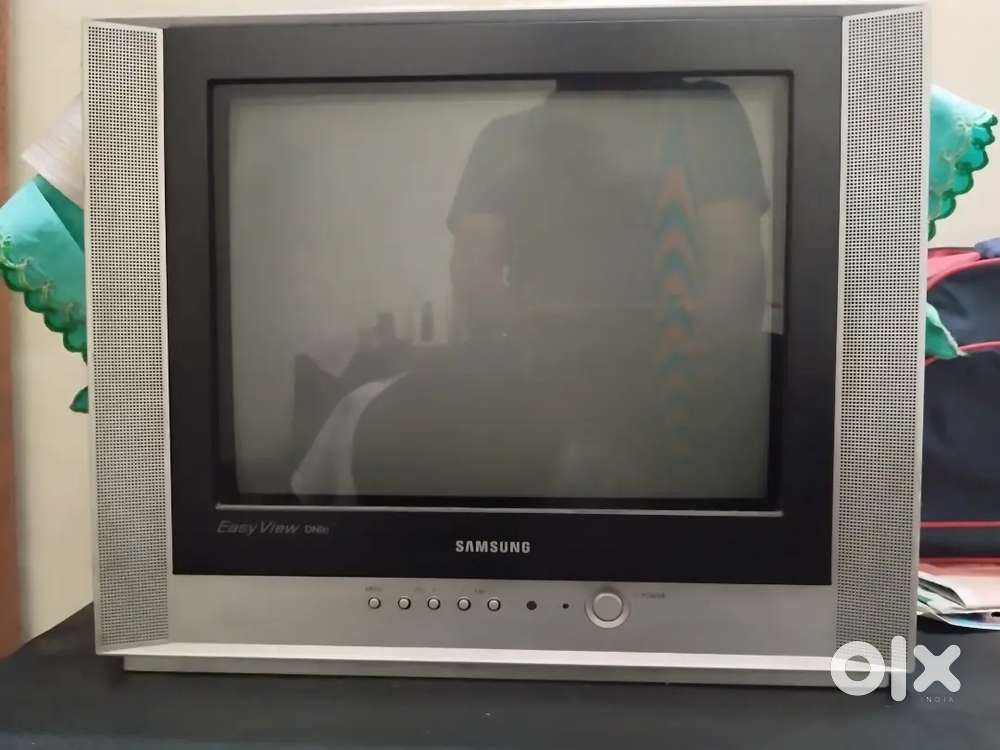 Samsung Color TV 15 inch flat TV
