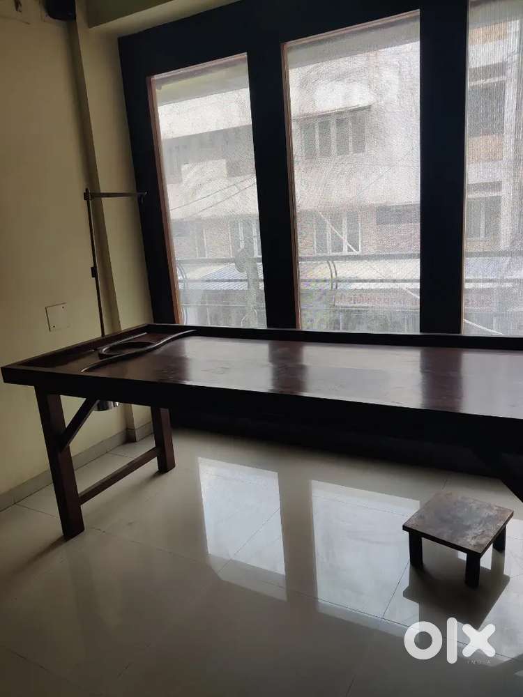 Semi furnished office