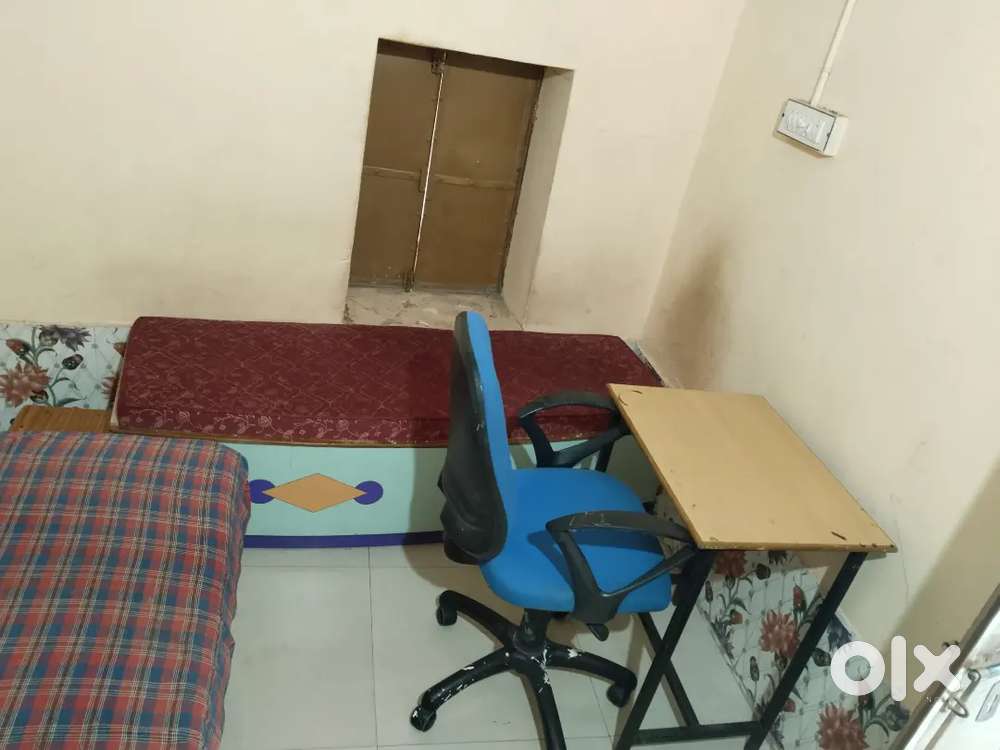 Best candision single seater room with bed+table+chair
