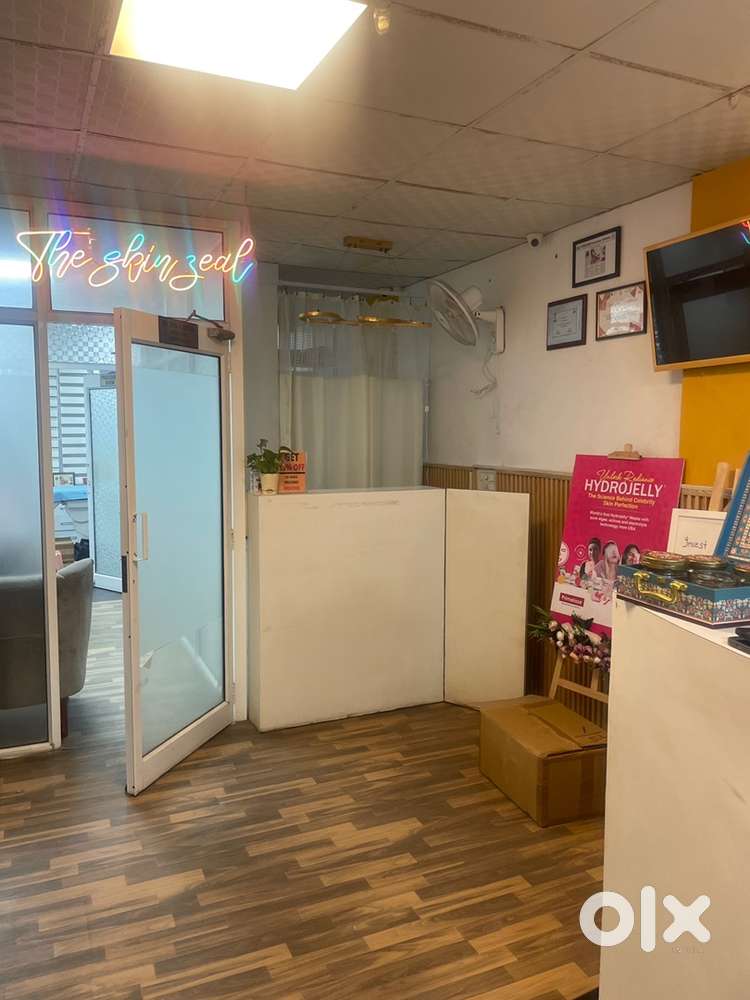 Female office assistant for hospital