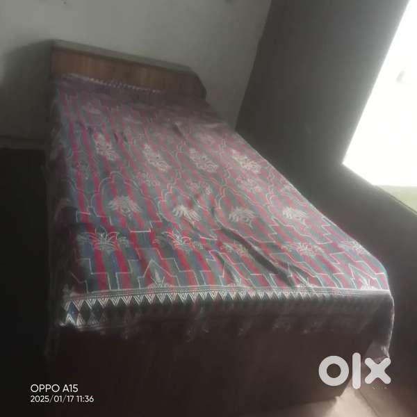 Accommodation for boys for rent near Vishal mega Mart sanjauli