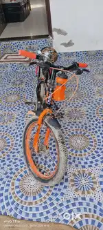 Cycle in good conditions for 6 to 10 years boys