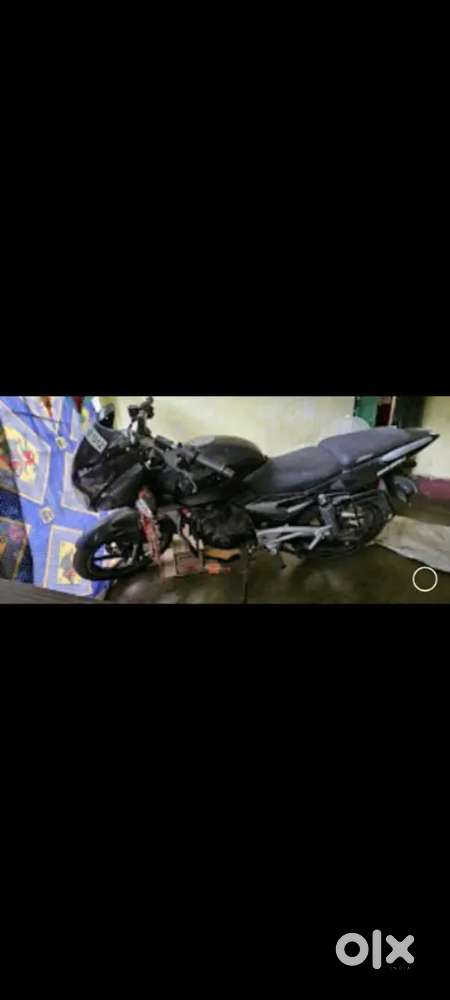 Pulsar 180