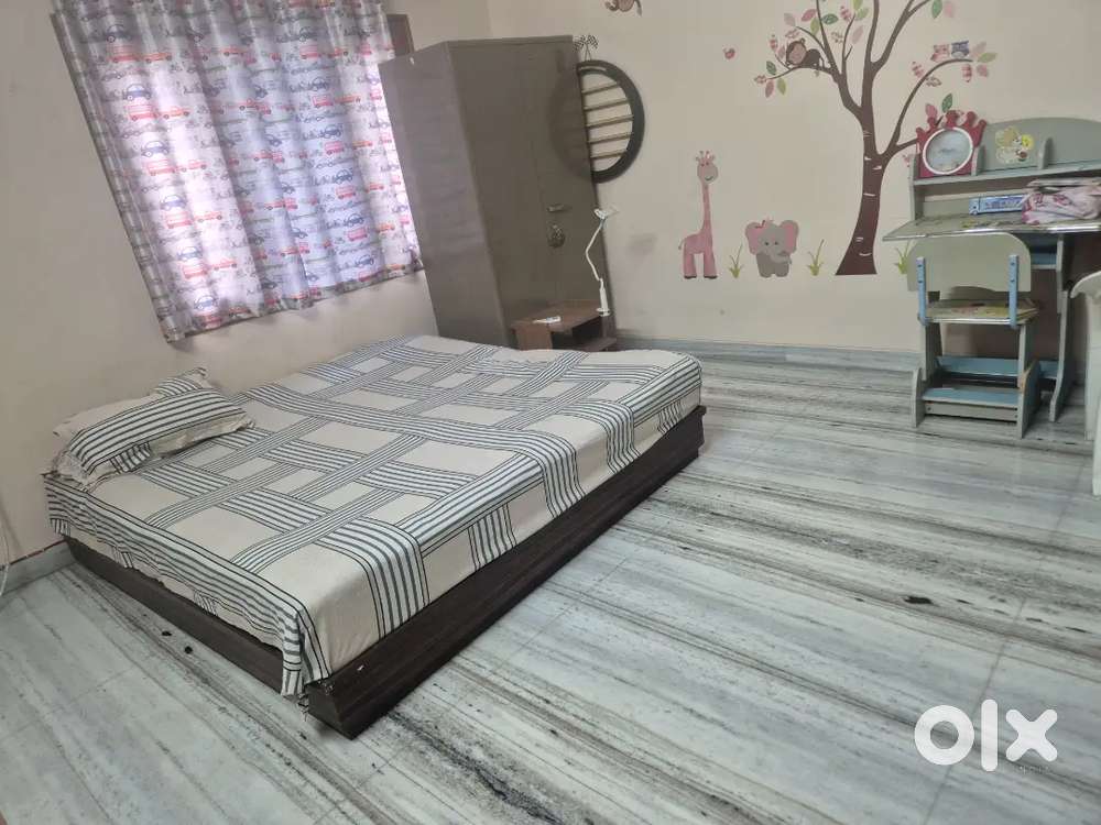 Wooden bed queen size with matress