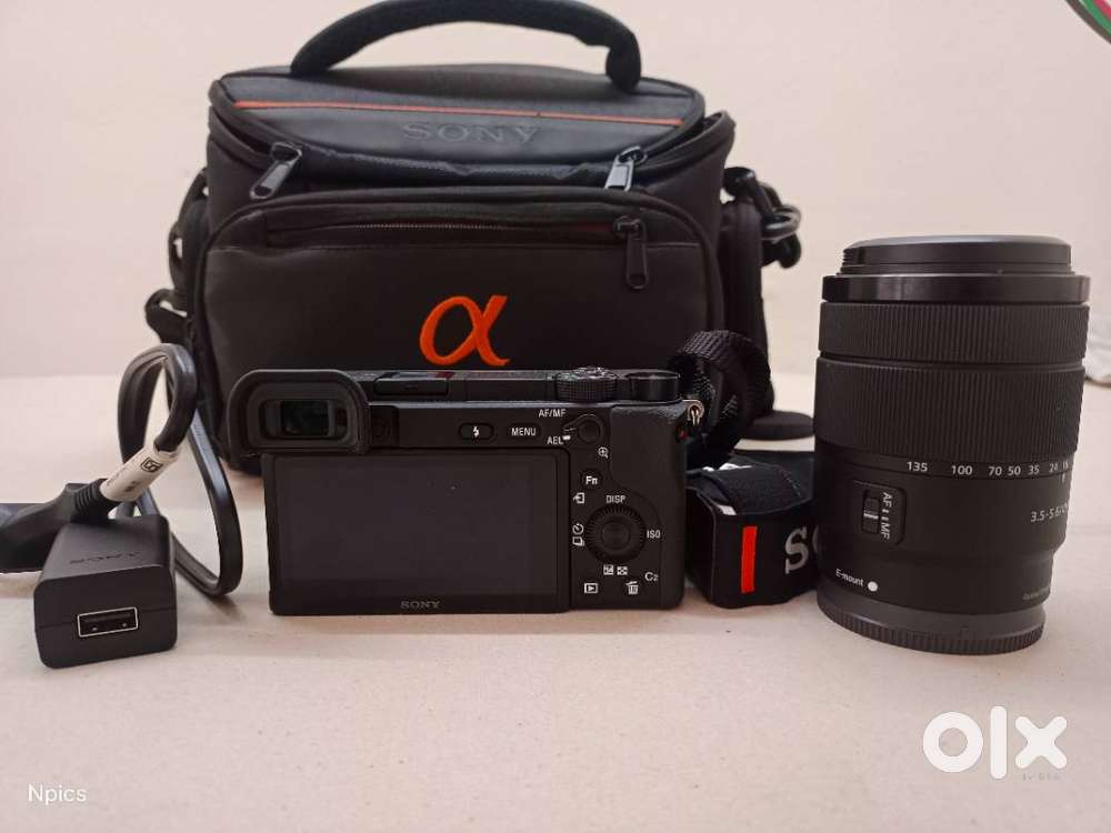 SONY DSLR ILCE-A6400M