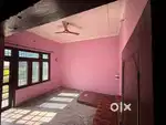 2 room set for rent in very good condition with parking