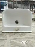 Original TOTO brand washbasin