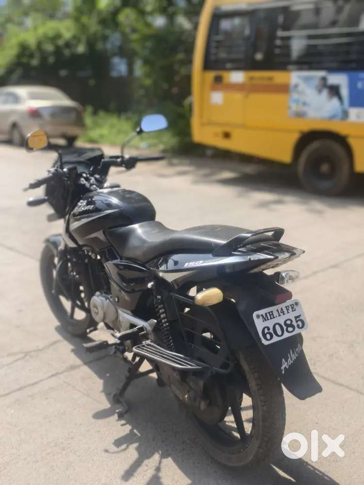 Bajaj Pulsar 150 1manth Enjhan waranty