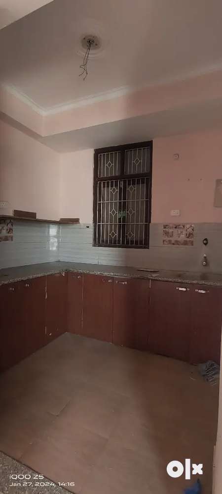 Ravi properties 2 Bhk Flat For Rent In Ganpati Appertment Manduadih