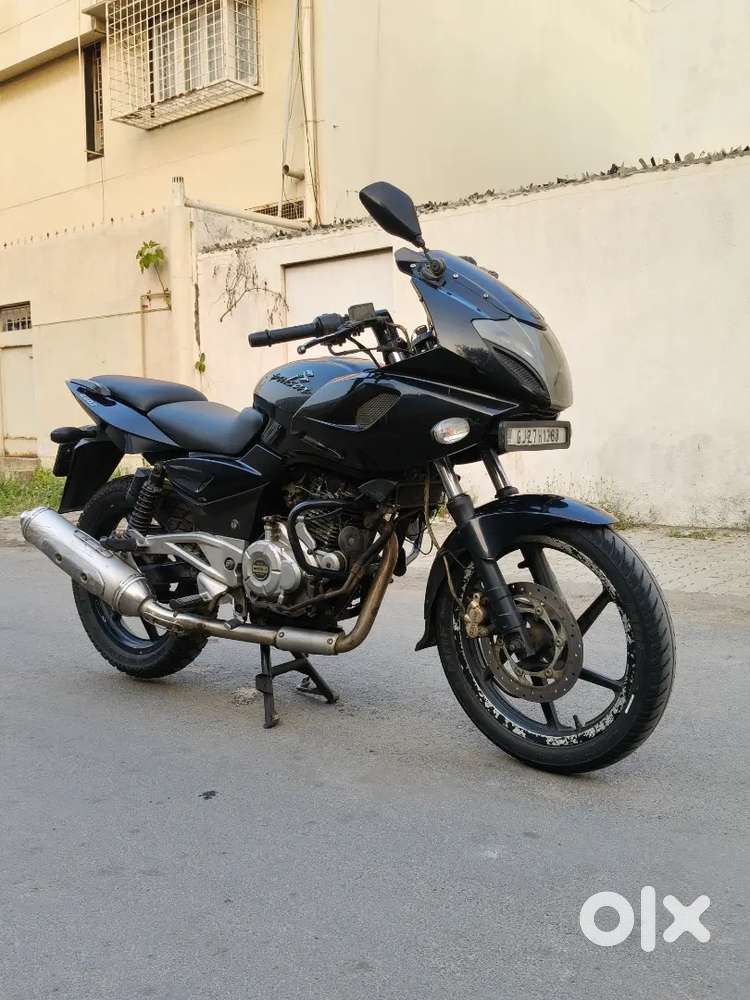 Mahadev bikes rajkot 80 feet road Laxmiwadi main road opp anand bakery