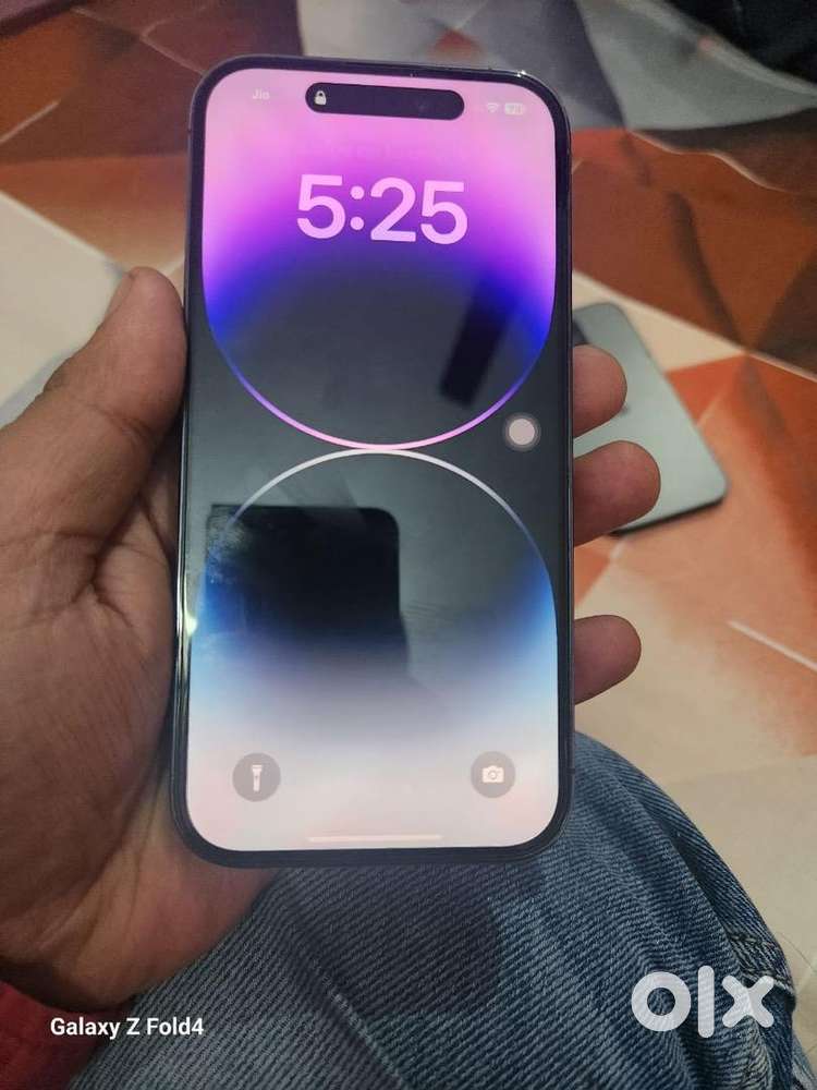 Get i phone 14 pro 128gb model in genuine price