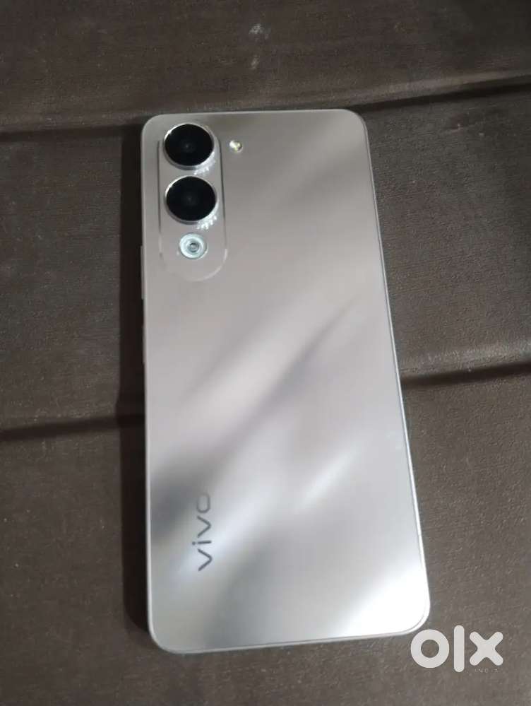 Vivo y19 6+6gb 128 g