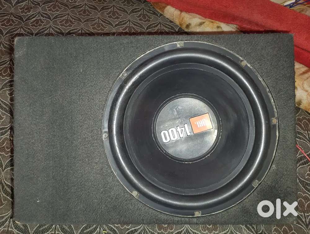 JBL 12 inch 1400 watt bass with box