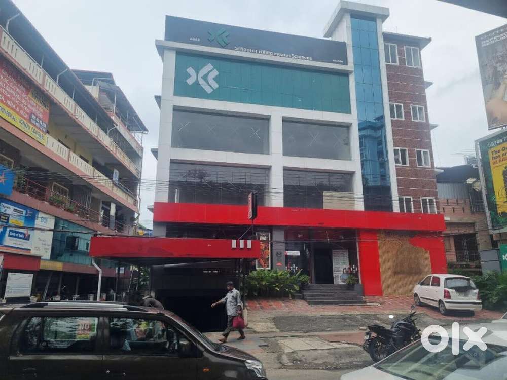 14 cent 18600 sqft 8 lakh income commercial building for sale
