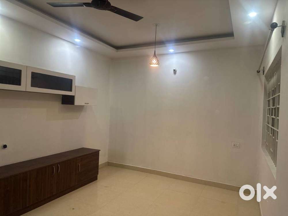 2bhk For Rent in kodathi