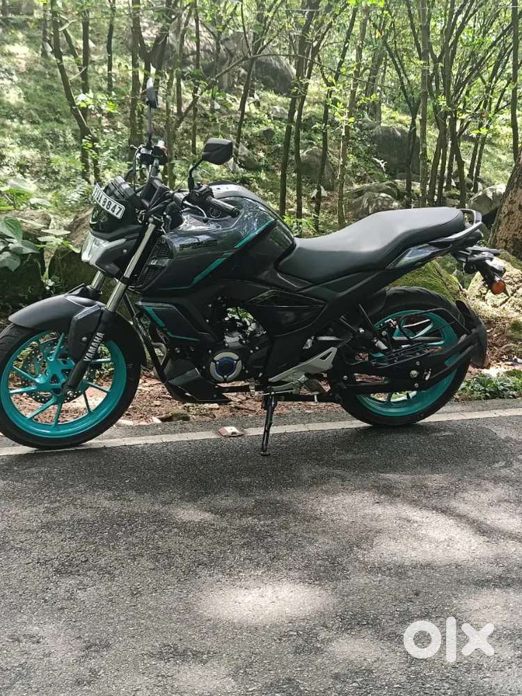 2025 model fzs hybrid model for sale or exchange