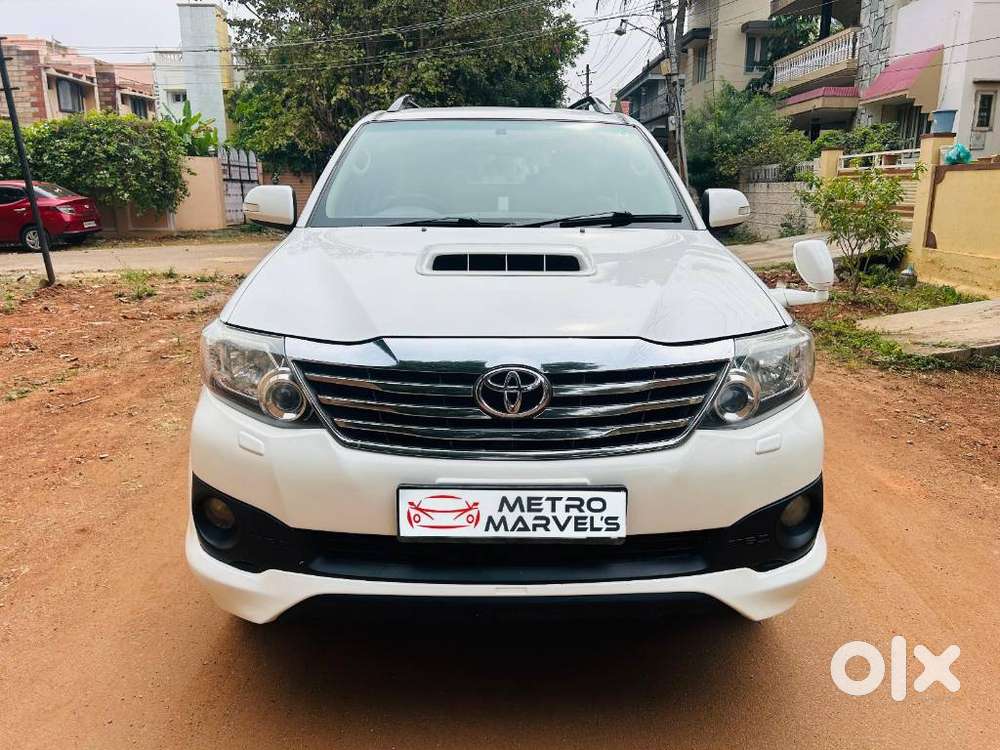 Toyota Fortuner 3.0 Ltd, 2013, Diesel