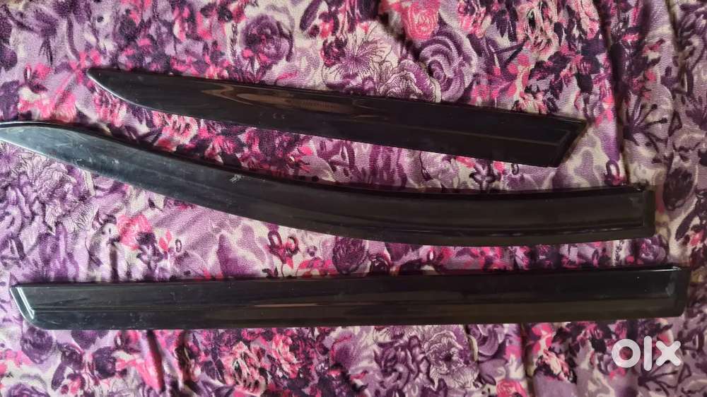 Ertiga car door visor + Chrome strip