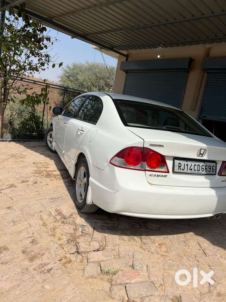 Honda civic excellent condition