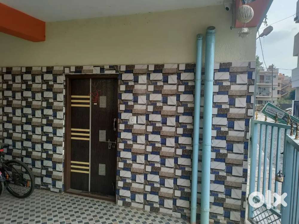 1RK in ground floor, 5km to ITPL, 2.5km to hope farm circle