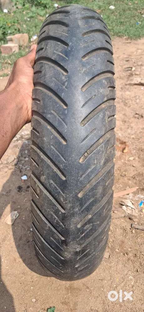 130/90-15 section tyre