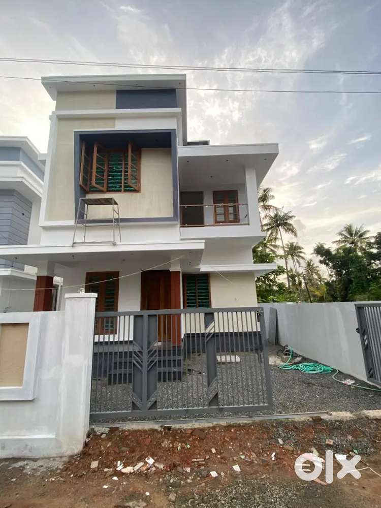 3.300cent. 1335sq. 3bed