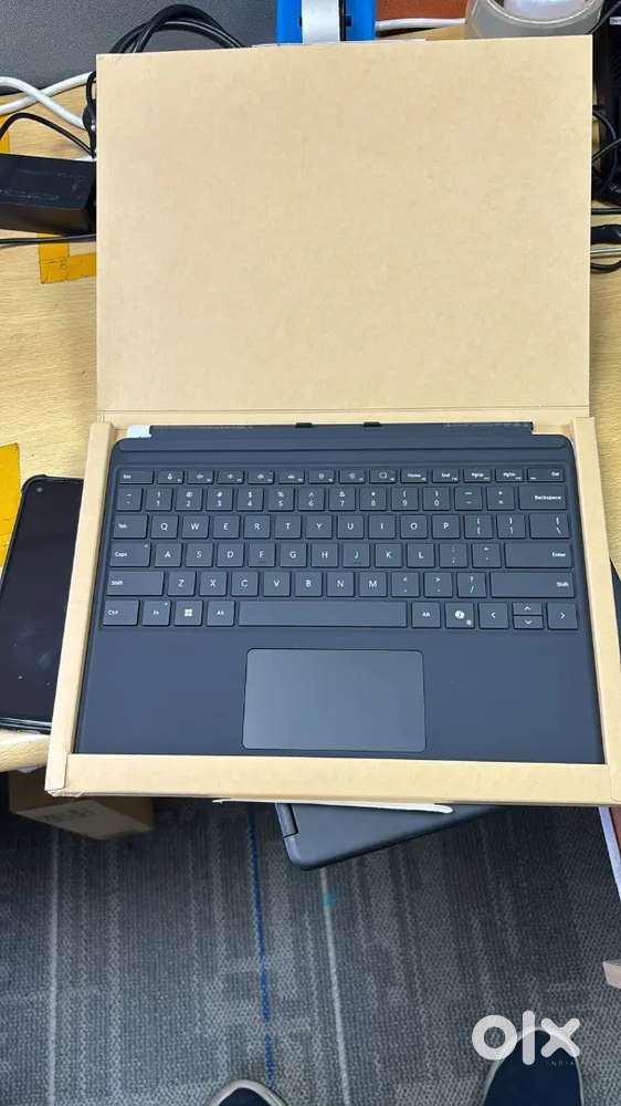 Surface pro typecover open box new piece