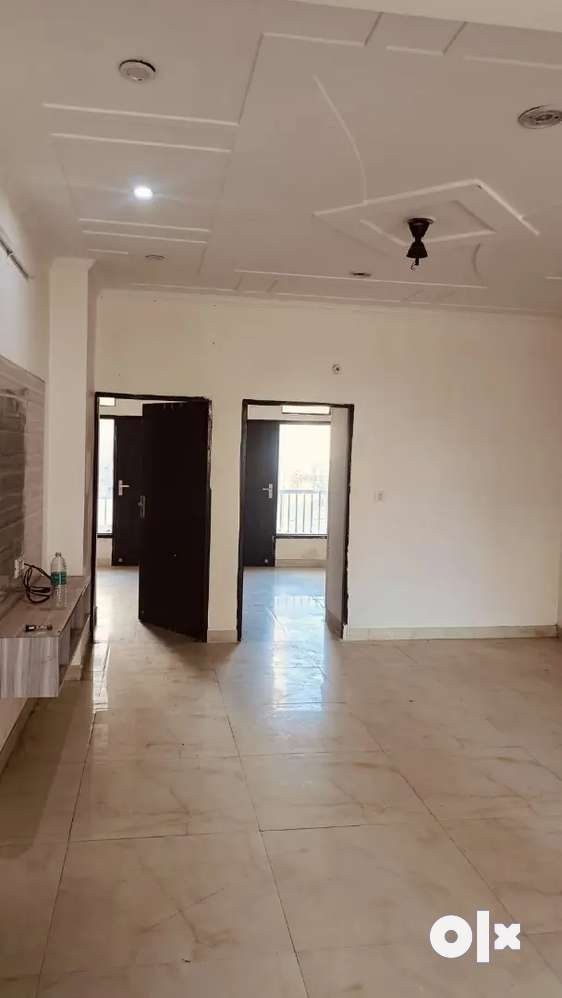 2 bhk flat 1250 sqft independent for commercial and residential also