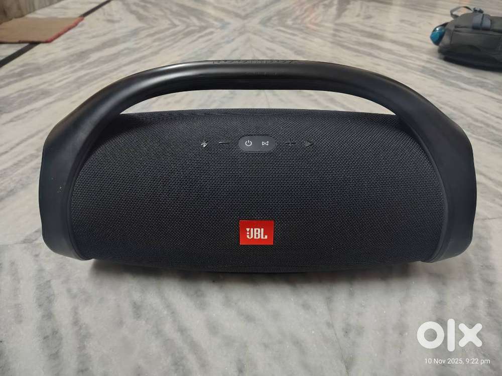 JBL Boombox 2 – Legendary Bass, Unmatched Power!