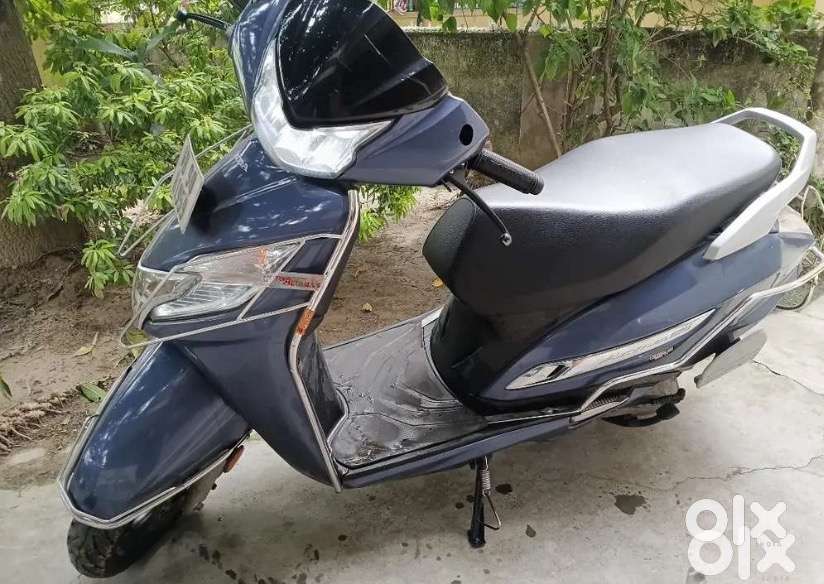 Honda Activa 125 (Dual Disc)  only 3 years old excellent condition