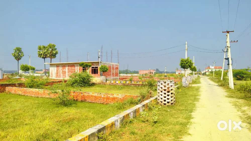 Lucknow ke nikat plot le bahut hi khubsurat project mein bank loan