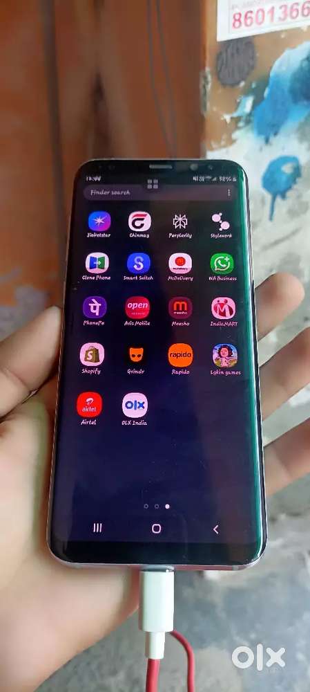 S8+ curv display