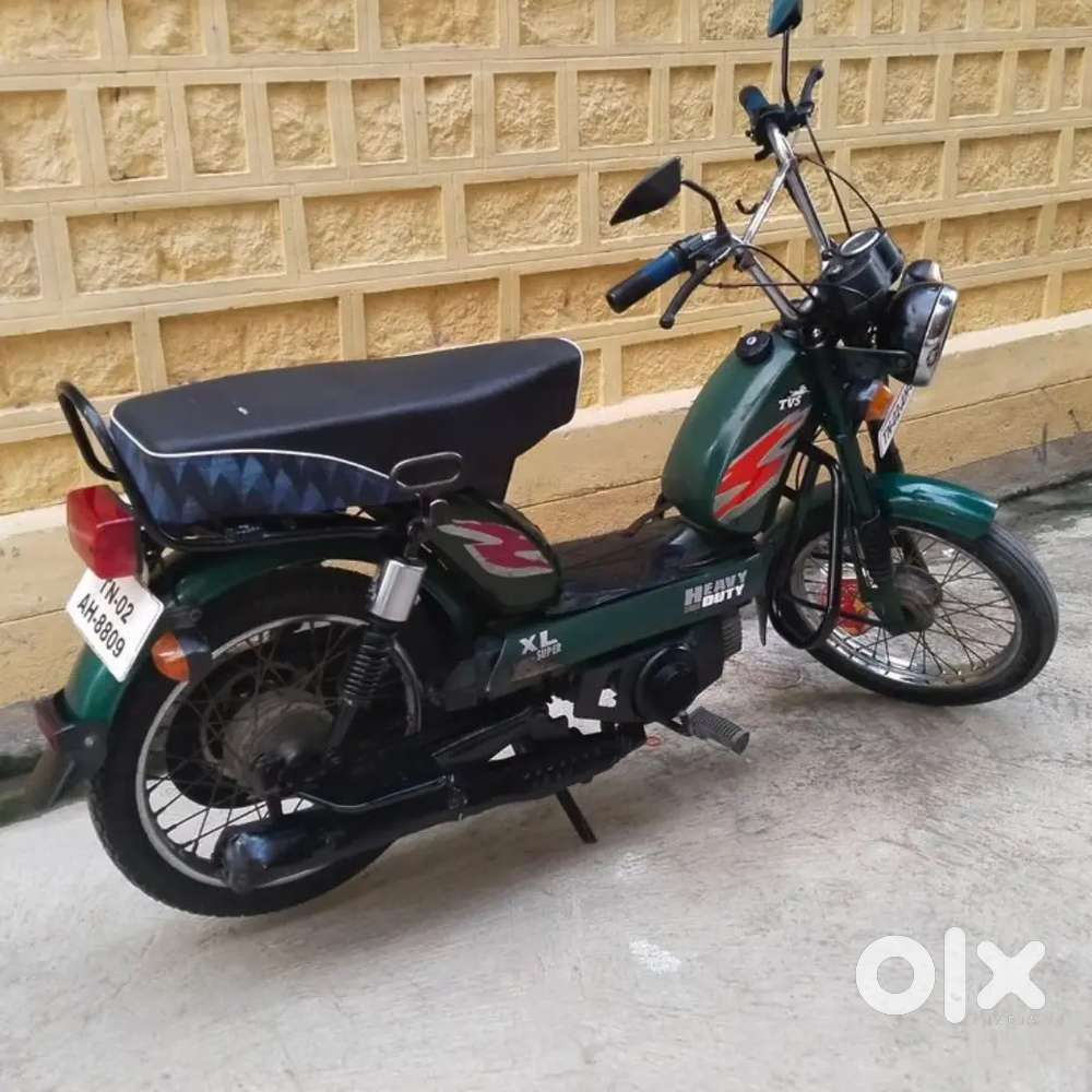 Brand new moped excellent condition with original papers