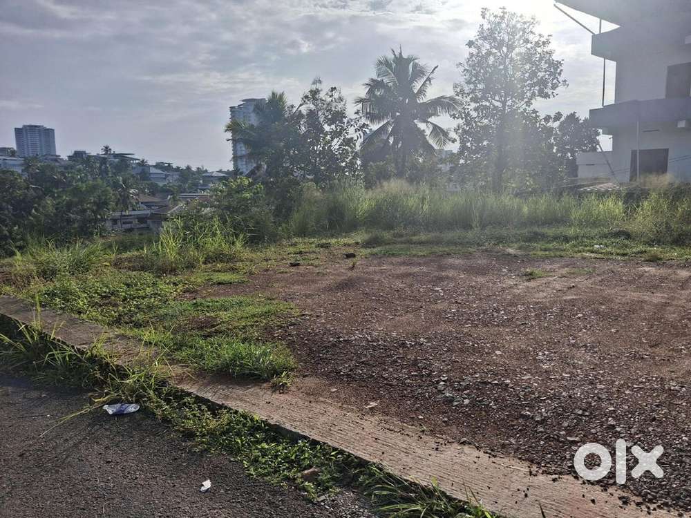 10 cent Kakkanad MAVELIPURAM