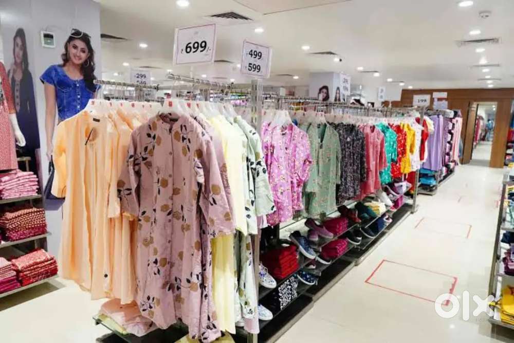 IMMEDIATE HIRING IN SHOPPING STORE, 12TH PASSED CANDIDATES