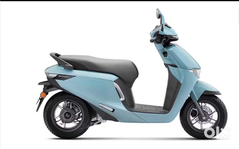 Brand new honda e-activa