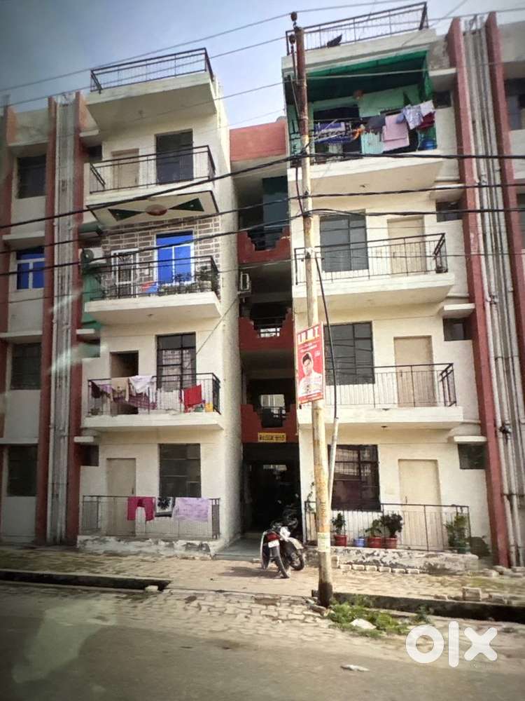 Fully independent 2 bhk bachelors allowed