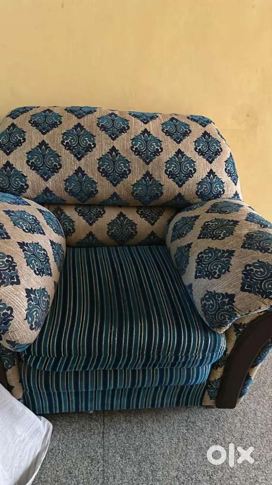 Urgent sell of Sofa 3 piece of 5 pax seating capacity