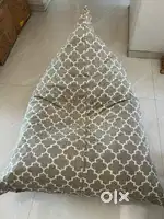 XXL Style Homez Bean Bag – Like New | With Beans | Super Comfortable!