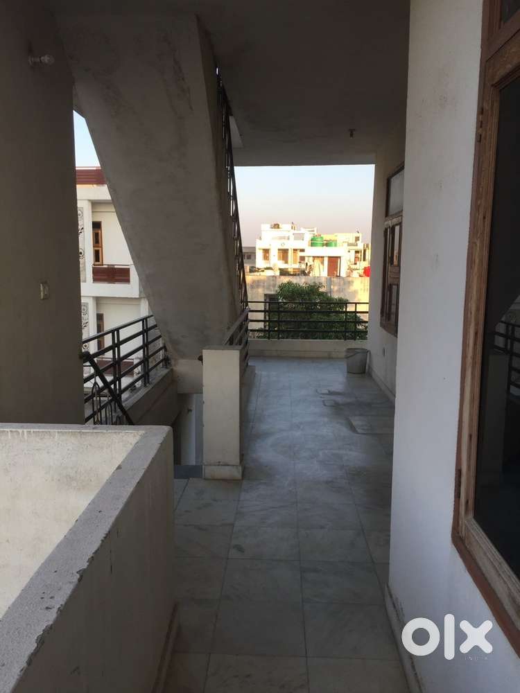 Independent rooms for girls students