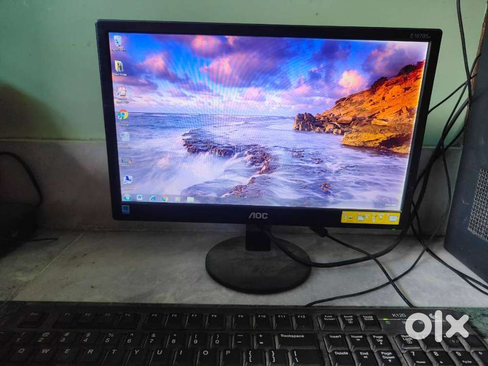 AOC Full Desktop Computer Set for Sale