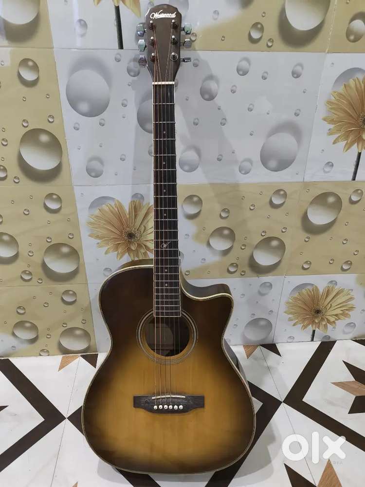 Guitar acoustic