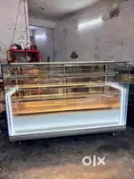 Display fridge