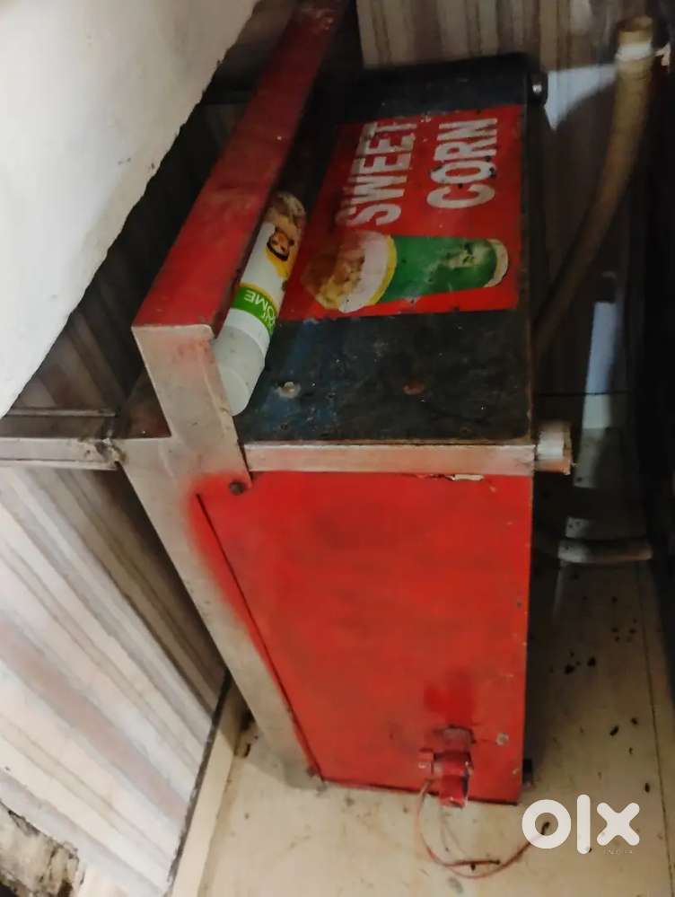 Sweet corn machine