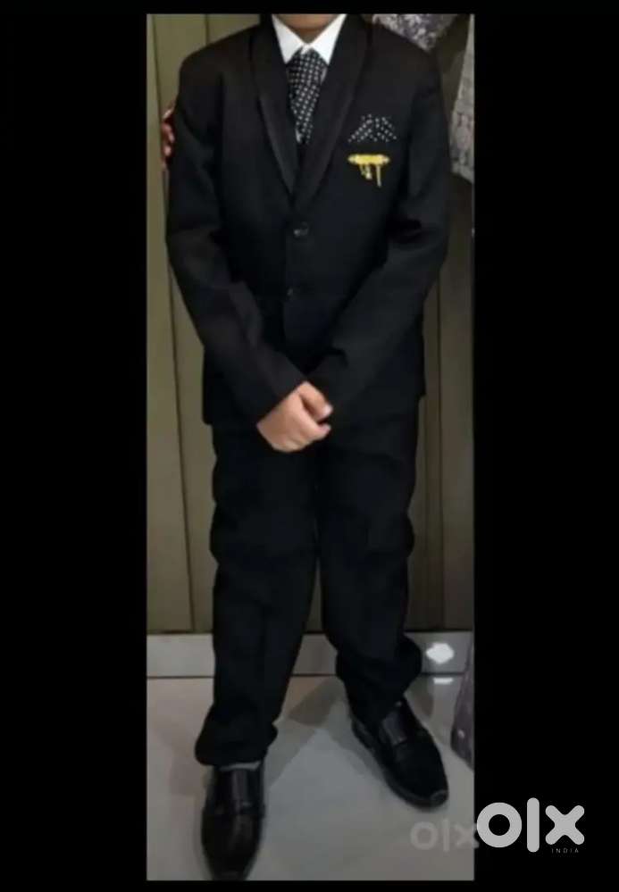 Suit 5 pc for 8 years boy