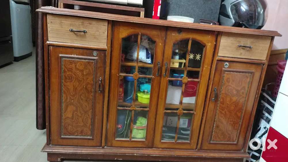 Wodden Crockery Cabinet