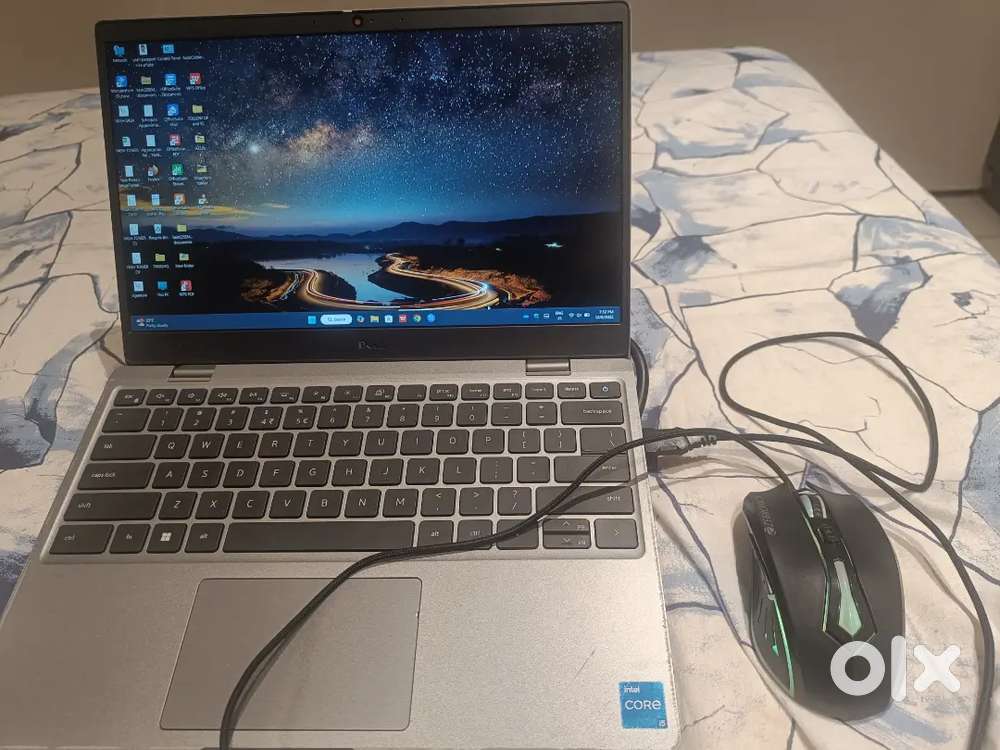 Dell Latitude Laptop 3330